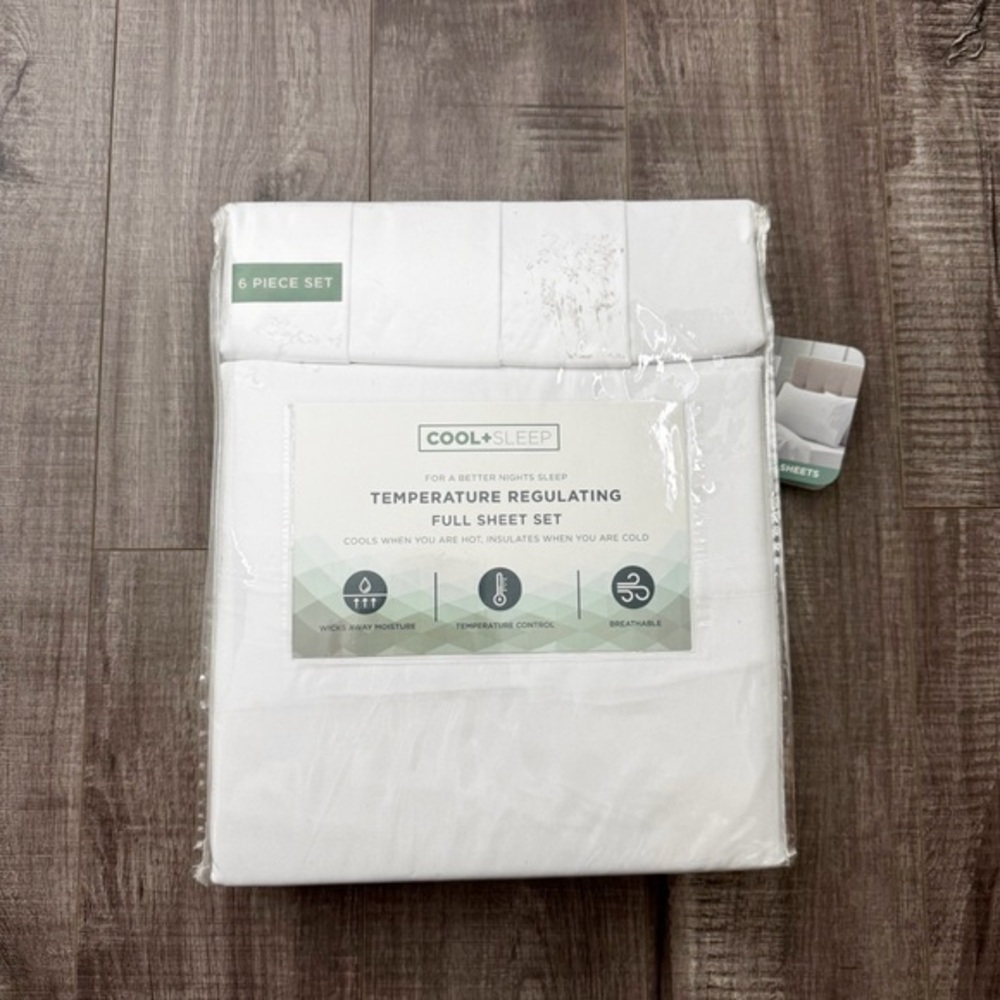 Cool + Sleep White Temperature Regulating 6 Piece Sheet Set in Full NWT